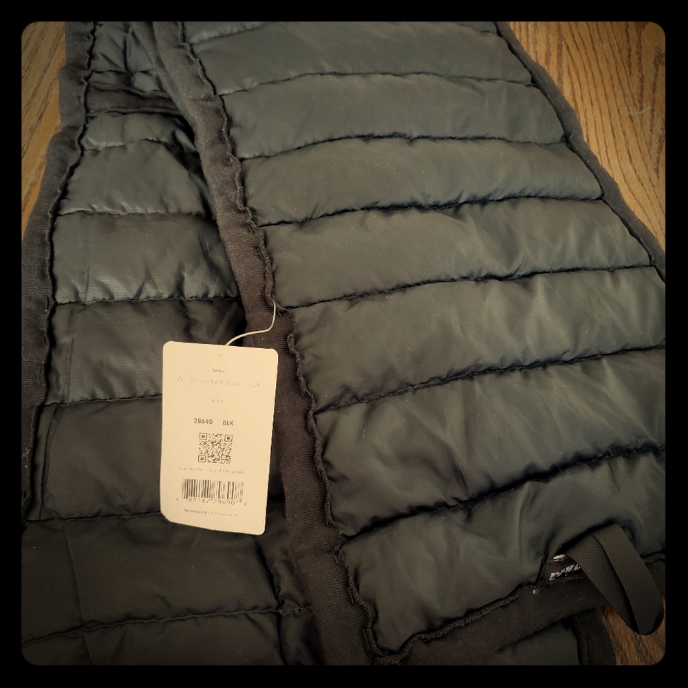 Patagonia black down scarf